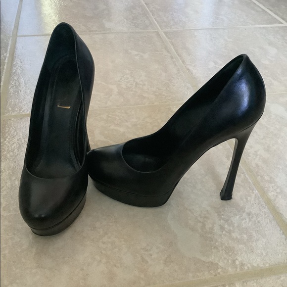 Yves Saint Laurent heels - Picture 6 of 8